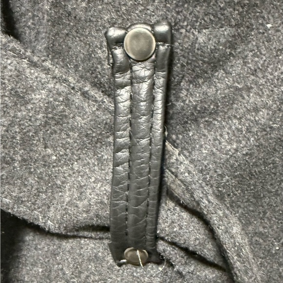 🪅Charlotte Russe Gray wool Blend Belted Peacoat - Picture 7 of 15